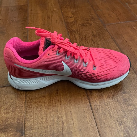 Nike Air Zoom Pegasus 34 Women's Sport Shoes - Picture 5 of 7